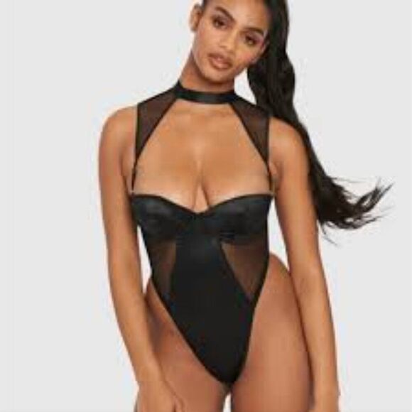 Frederick's of Hollywood XL - Picture 5 of 5